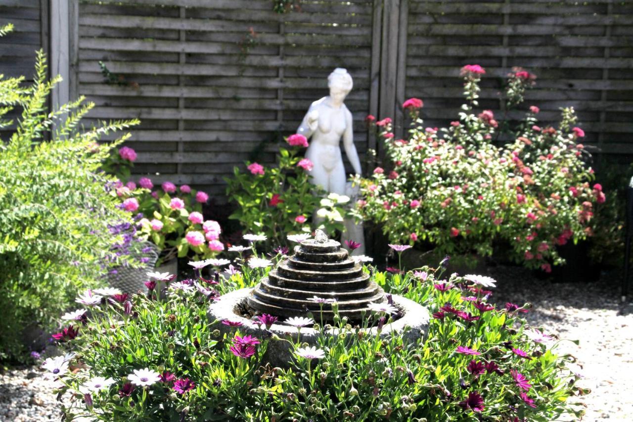 Hine Bakke Bed And Breakfast Rudkøbing Exteriér fotografie
