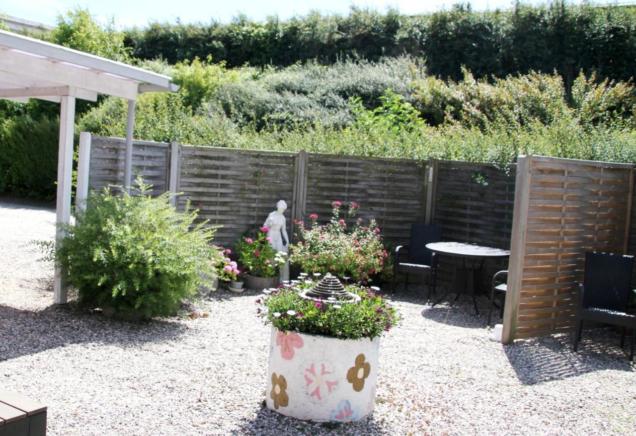 Hine Bakke Bed And Breakfast Rudkøbing Exteriér fotografie
